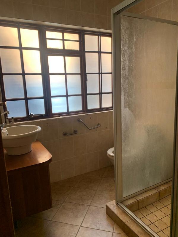 5 Bedroom Property for Sale in Wilkoppies North West